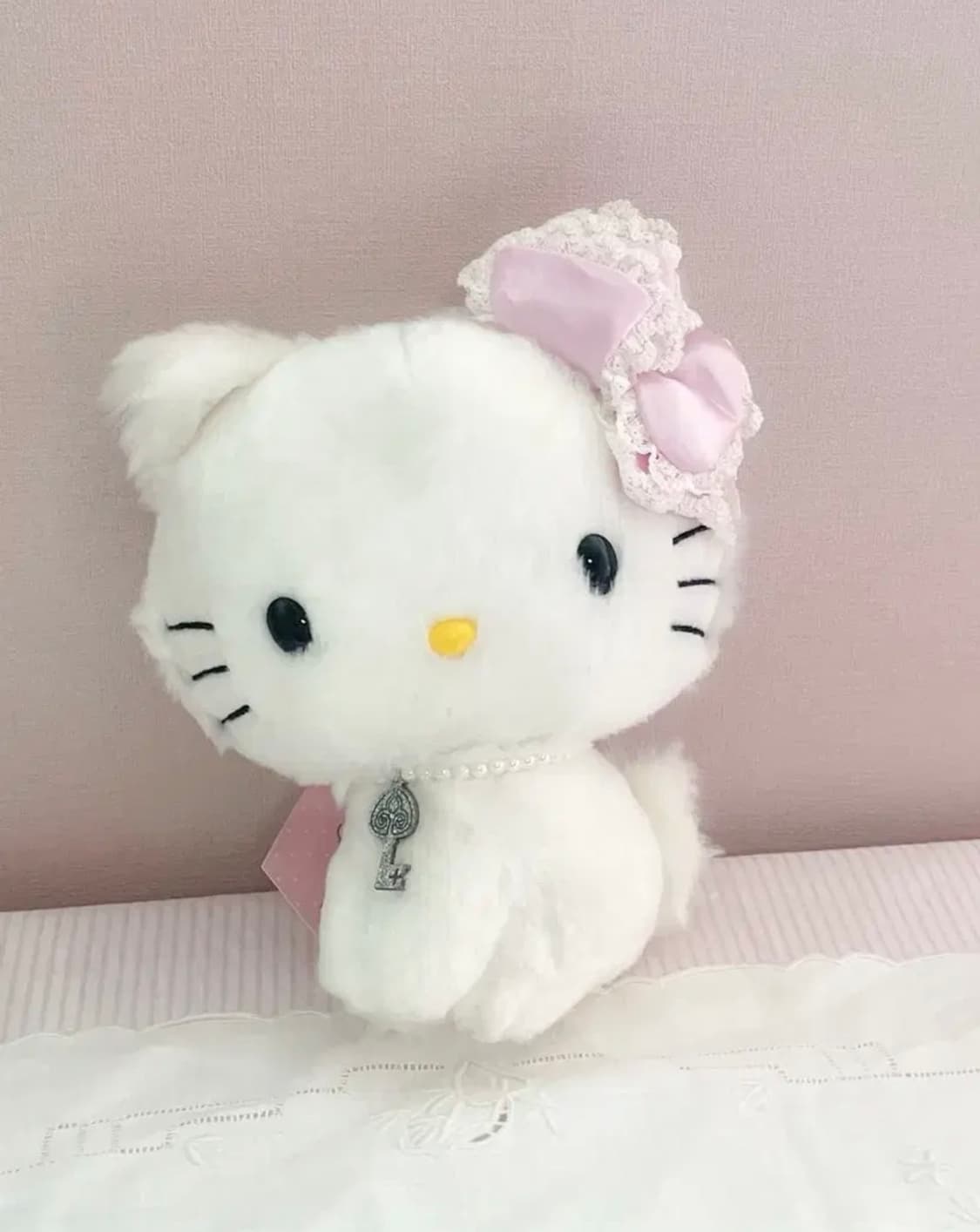 산리오 헤이세이 챠미 키티 인형 중형 사이즈 상품이미지1