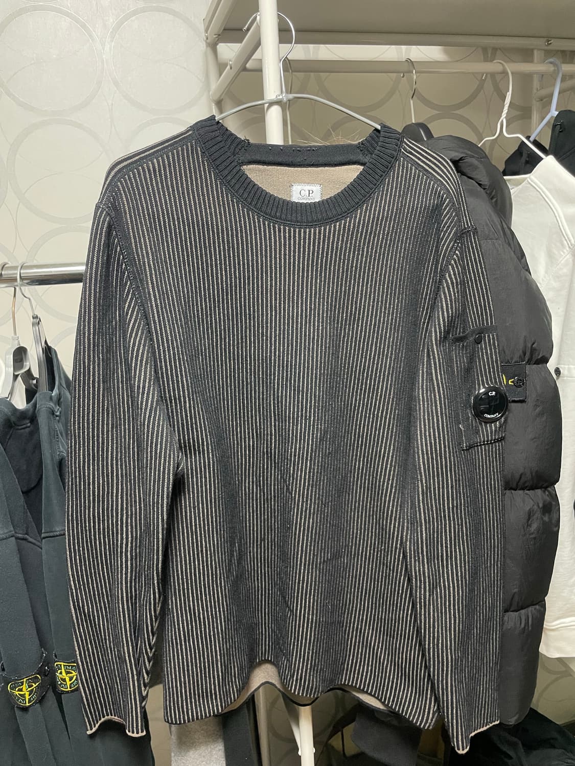 Cp컴퍼니 니트 상품이미지1