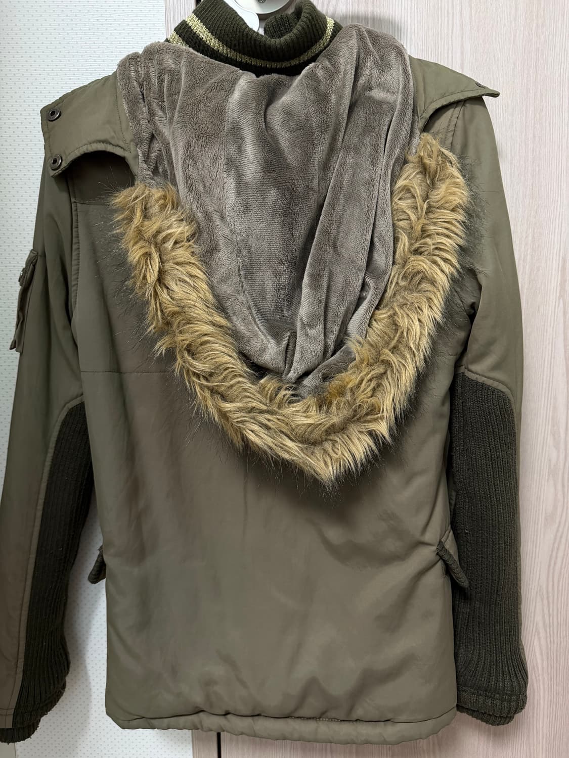 리즈리사돌 카키 털 패딩 야상 상품이미지2