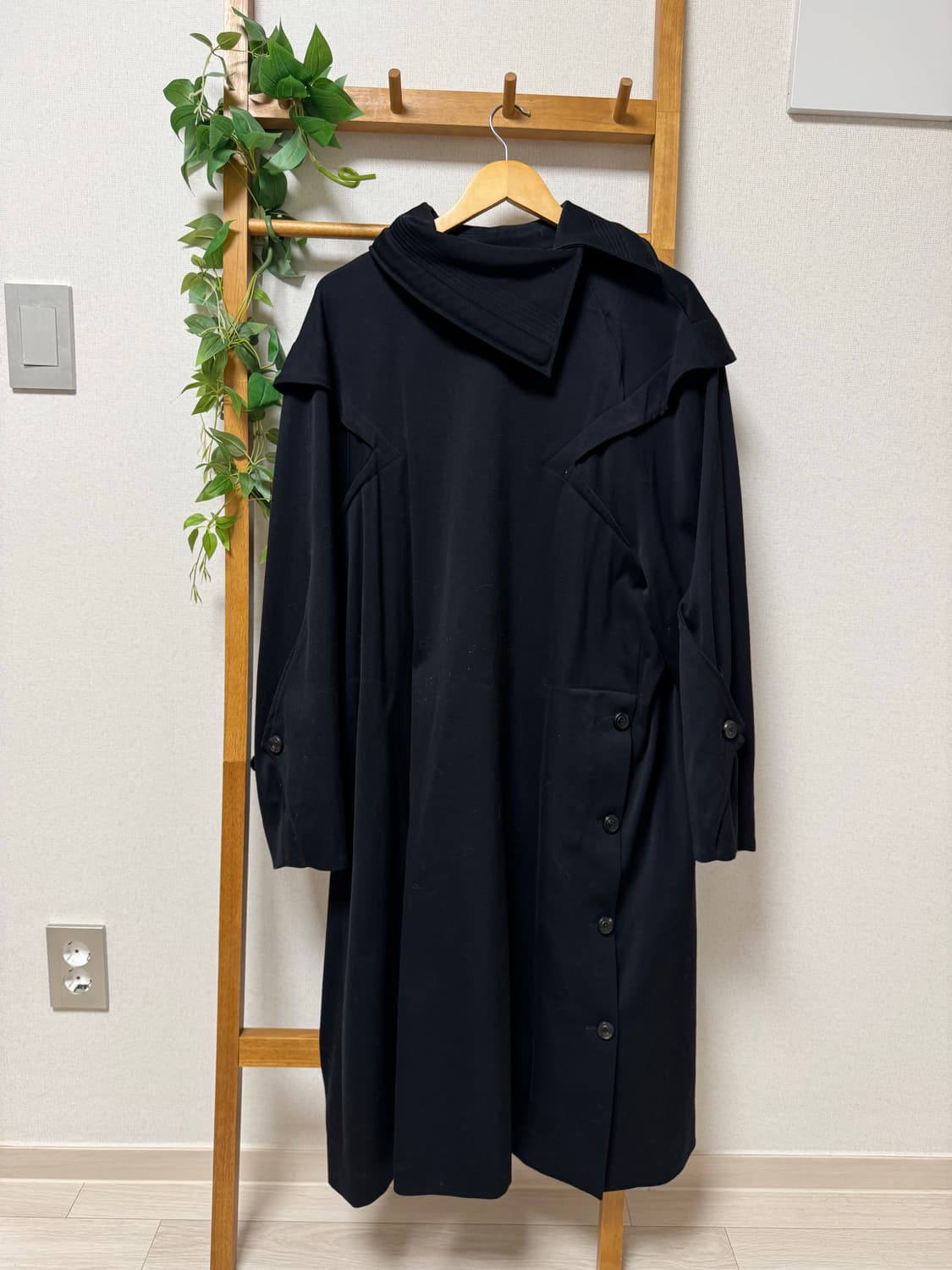 키코 코스타디노브 벤딕스 코트 블랙 46 상품이미지1