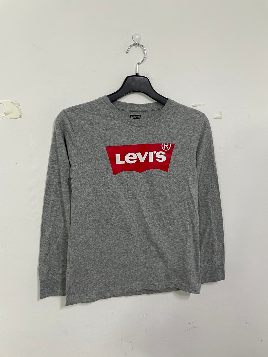 리바이스 긴팔 티셔츠 그레이 상품이미지1