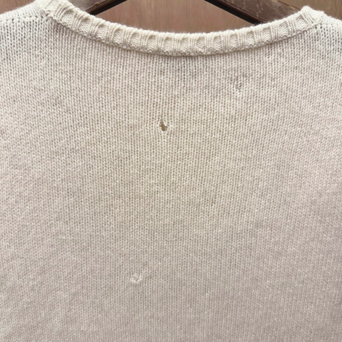 막스마라 반팔 니트 허리 시보리 디테일 크롭 라운드넥 아이보리 상품이미지9