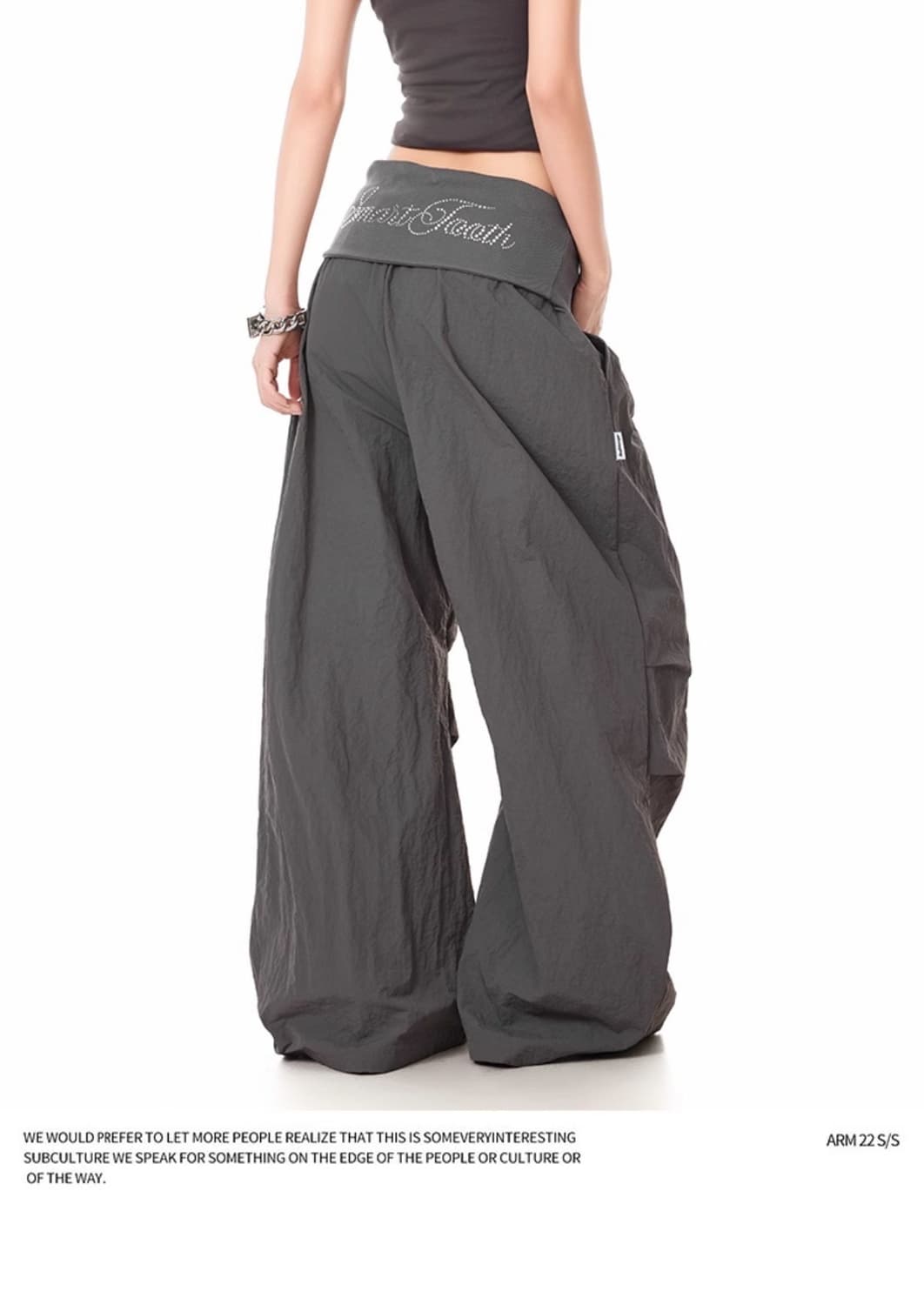 버클 조절 나일론 큐빅 디테일 와이드핏 팬츠 상품이미지4