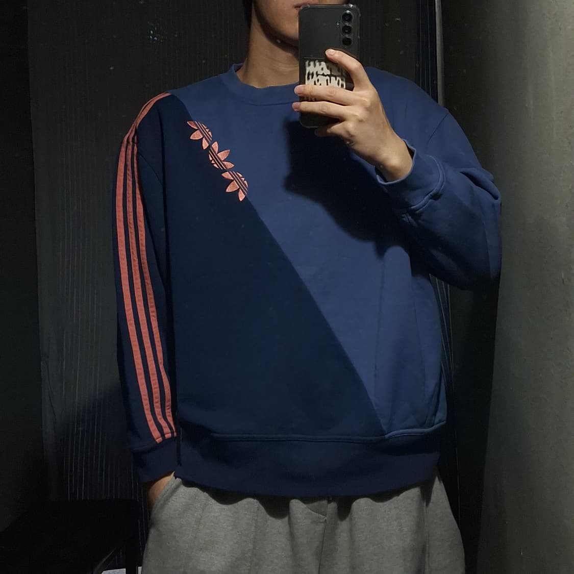 아디다스 블루 핑크 삼선 라이닝 트레포일 올드스쿨 헤비코튼 맨투맨 티셔츠 상품이미지1