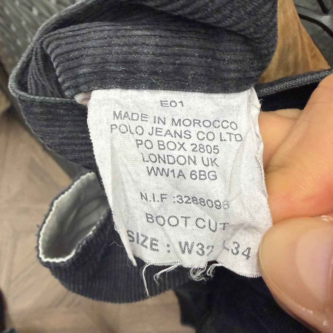 폴로진스 페이드 코듀로이 팬츠 가죽패치 부츠컷 디테일 블랙 상품이미지8