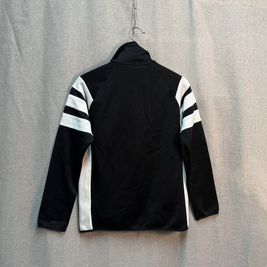 [L] 아디다스 오리지널스 트레포일 빅로고 트랙탑 져지 상품이미지4