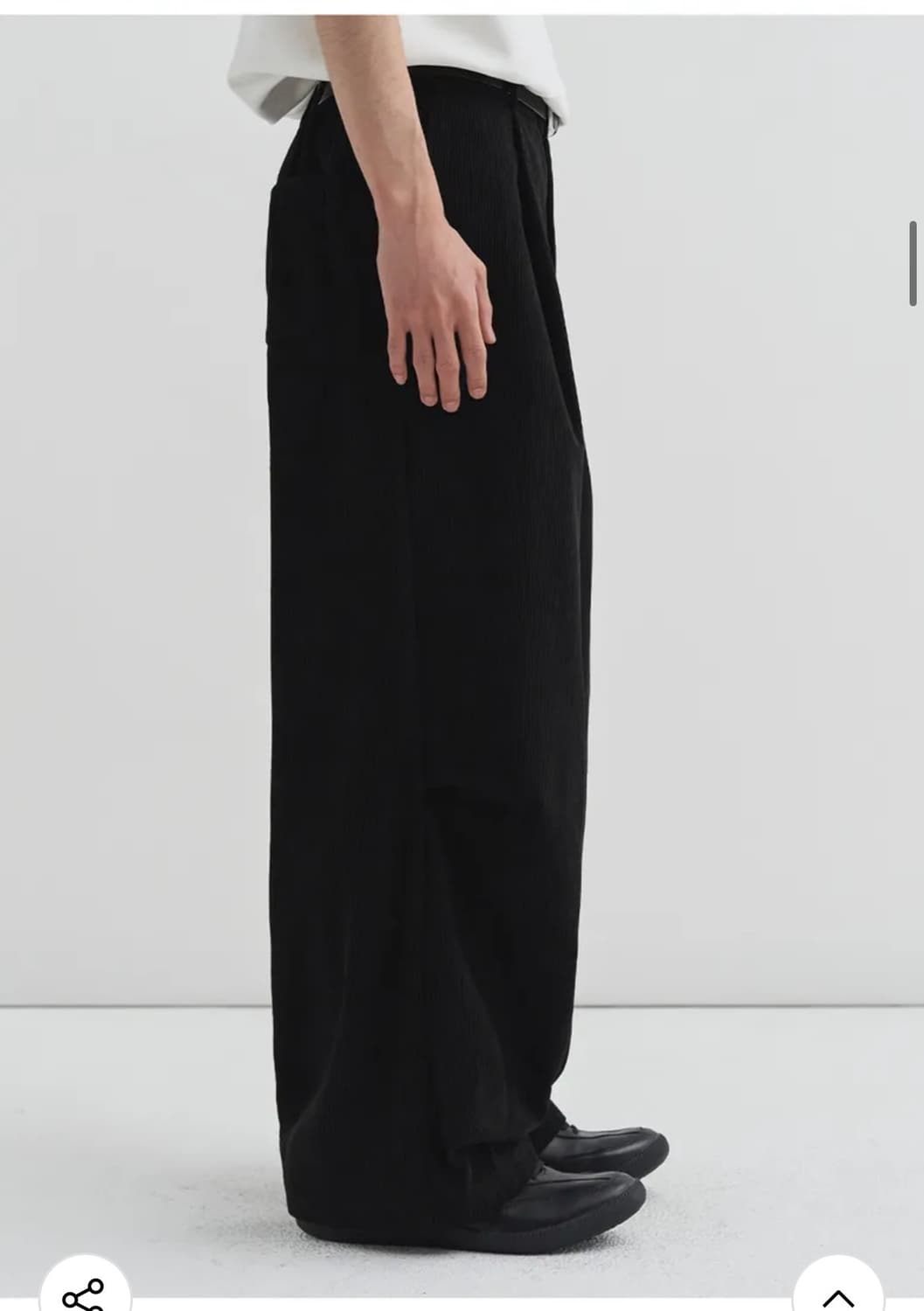 (새상품)(XL) 드로우핏 에센셜 와이드 원턱 코듀로이 팬츠 BLACK 상품이미지8