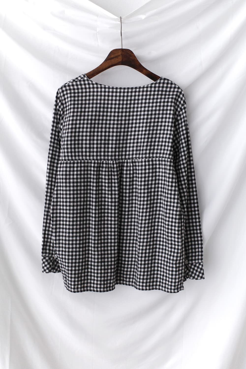 check lace blouse 상품이미지3