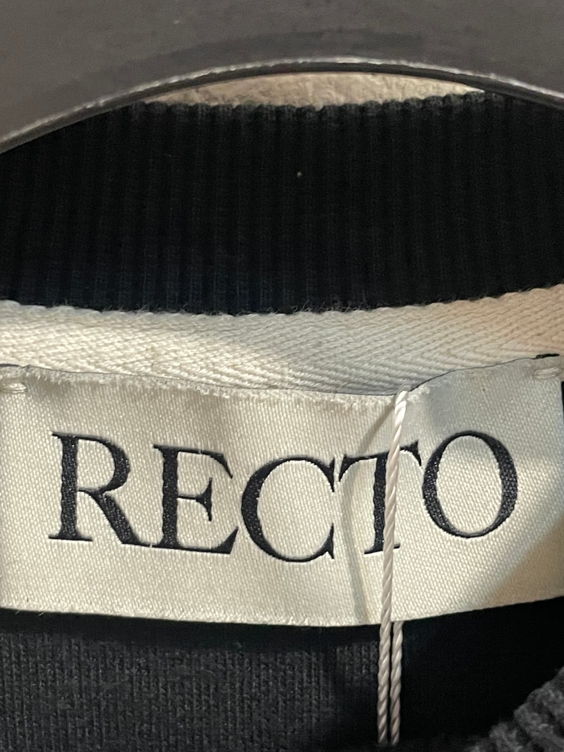 렉토 크롭 스웻셔츠 상품이미지3