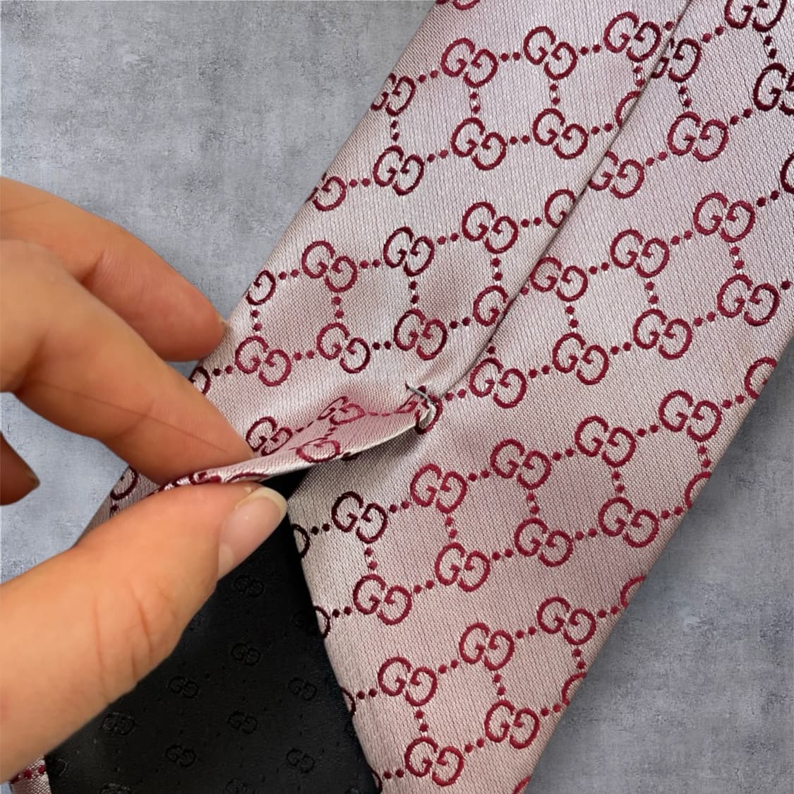 구찌 Gucci 핑크베이지 GG 패턴 실크 넥타이 상품이미지6