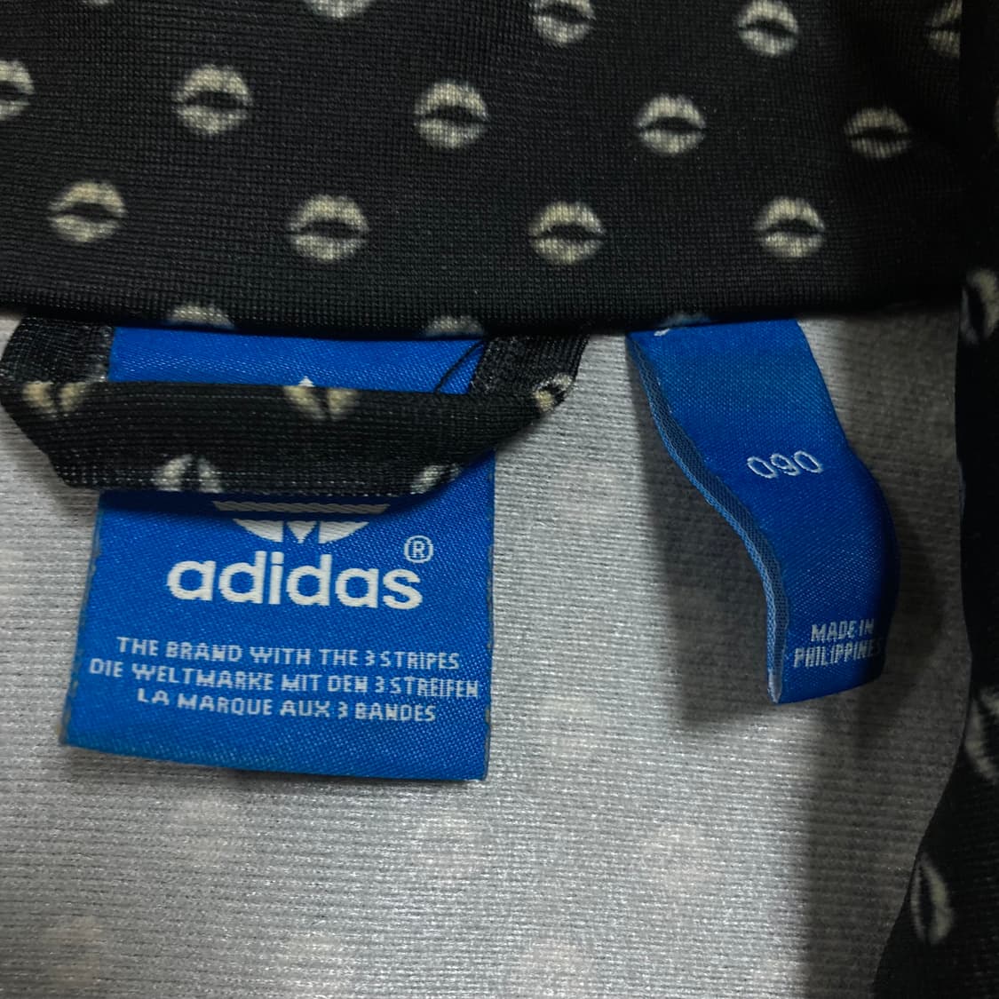 아디다스 립 도트 패턴 빅로고 파이어버드 트랙탑 상품이미지4