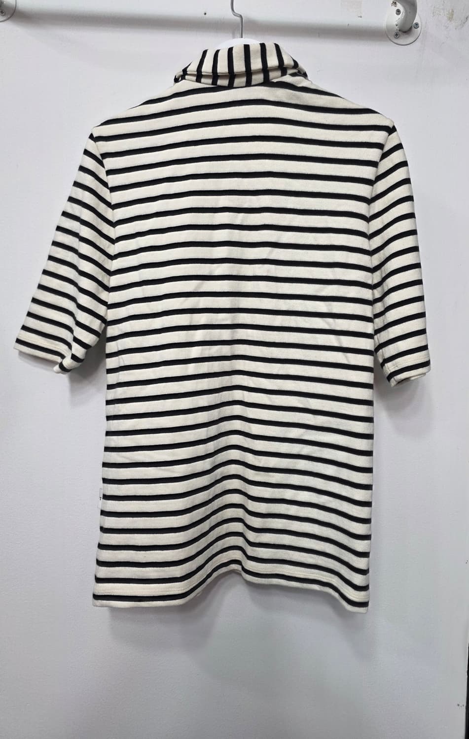 헤지스 여성 반집업 피케이 반팔티 상품이미지2