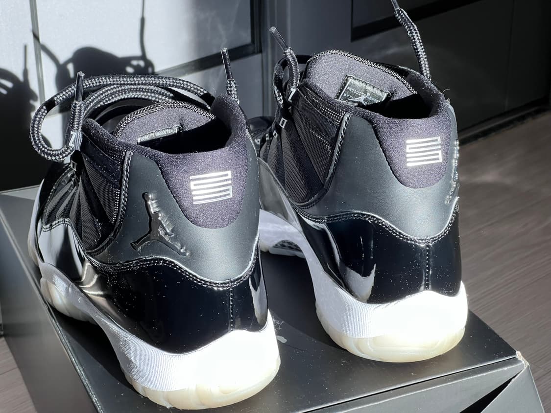 나이키 에어조던 11 레트로 주빌리 285 상품이미지3