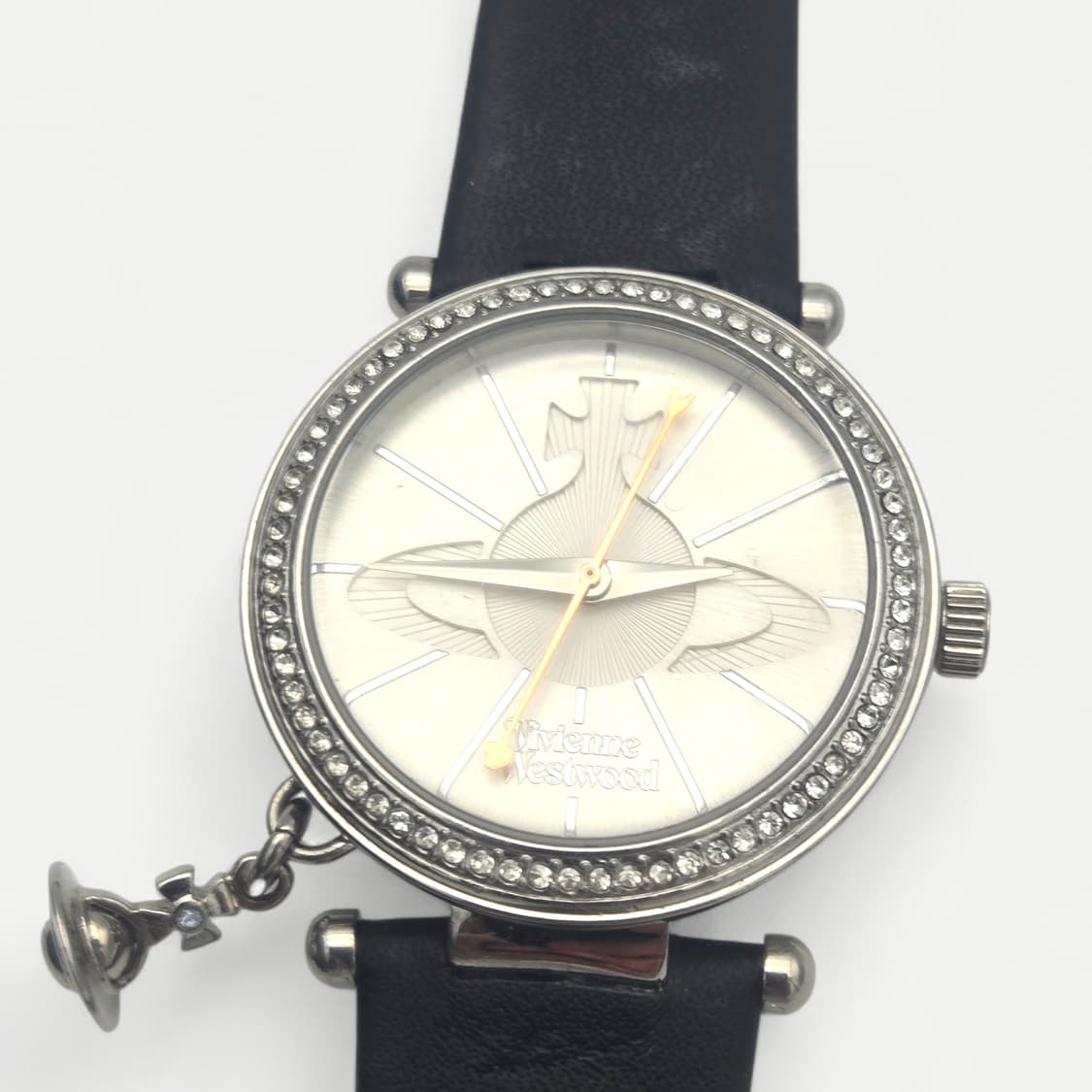비비안웨스트우드 파베 쿼츠 시계 상품이미지3