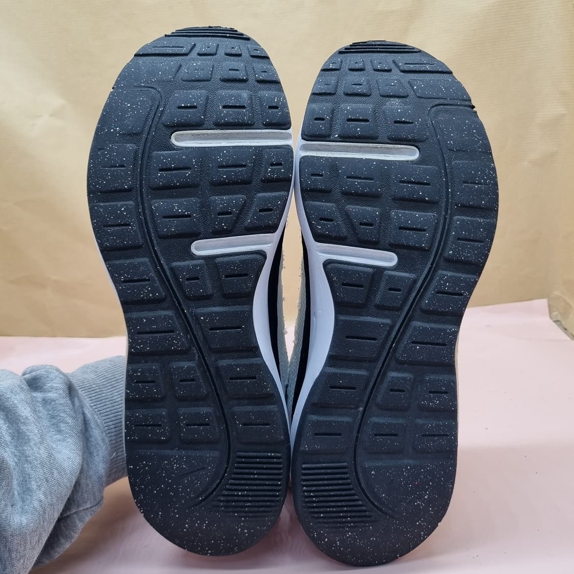 나이키 에어맥스 AP 운동화 265 상품이미지3