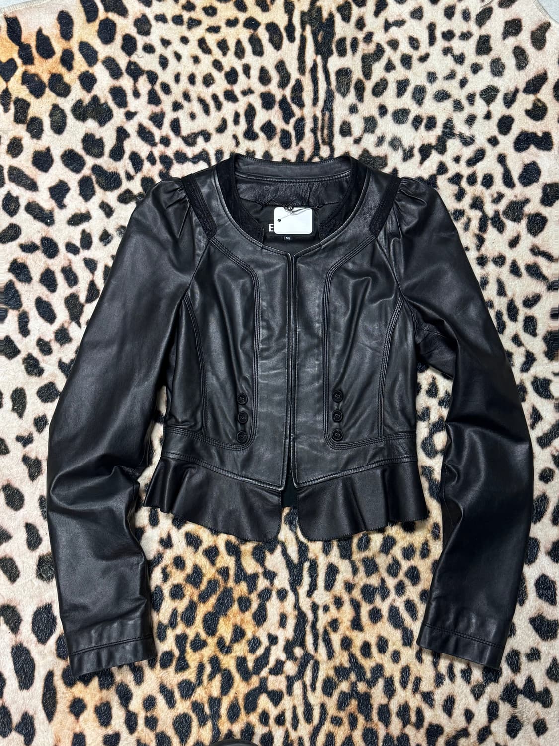 Ruffle lamskin jacket 상품이미지1