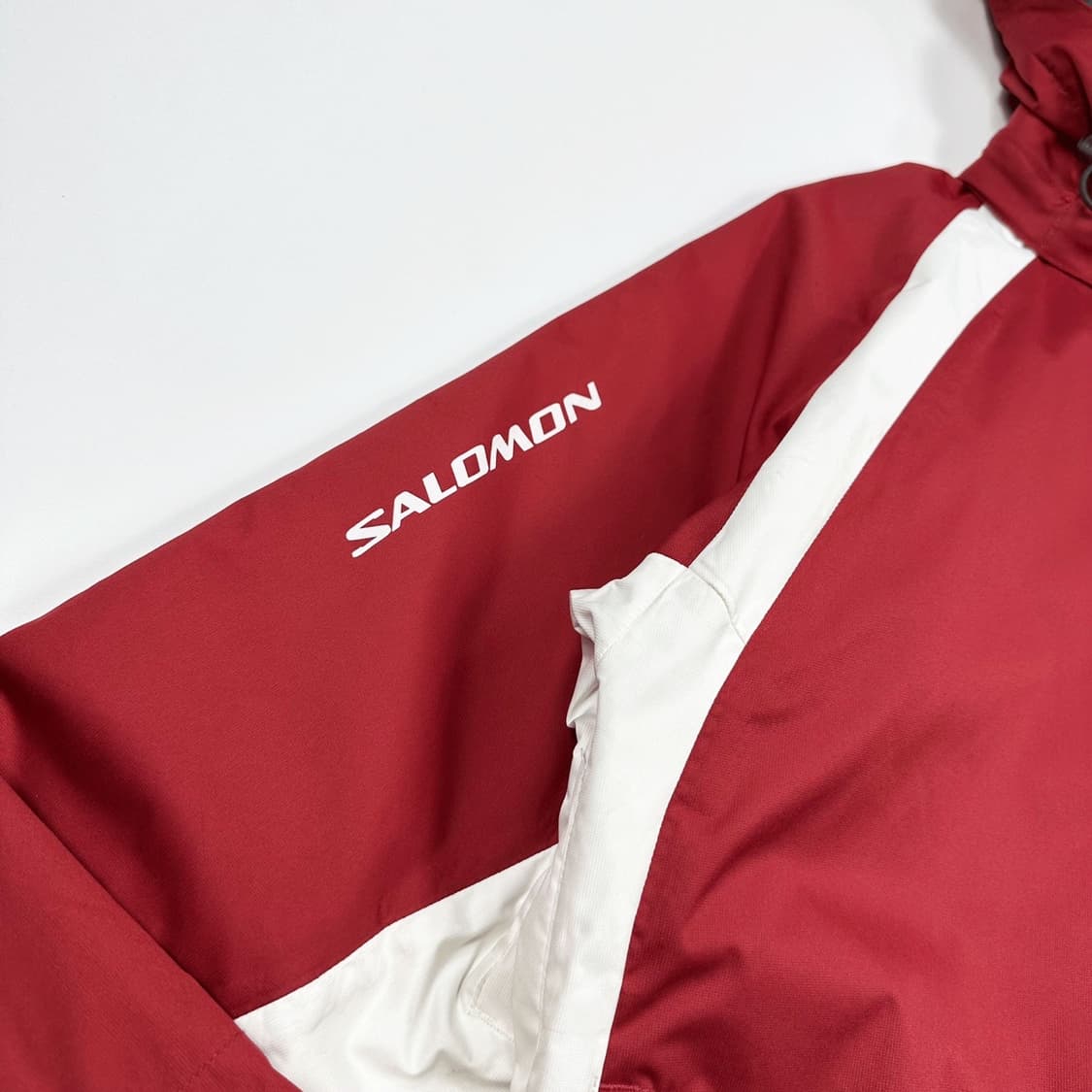 살로몬 레트로 풀오버 레드 투웨이 바람막이 점퍼 (M) 상품이미지4