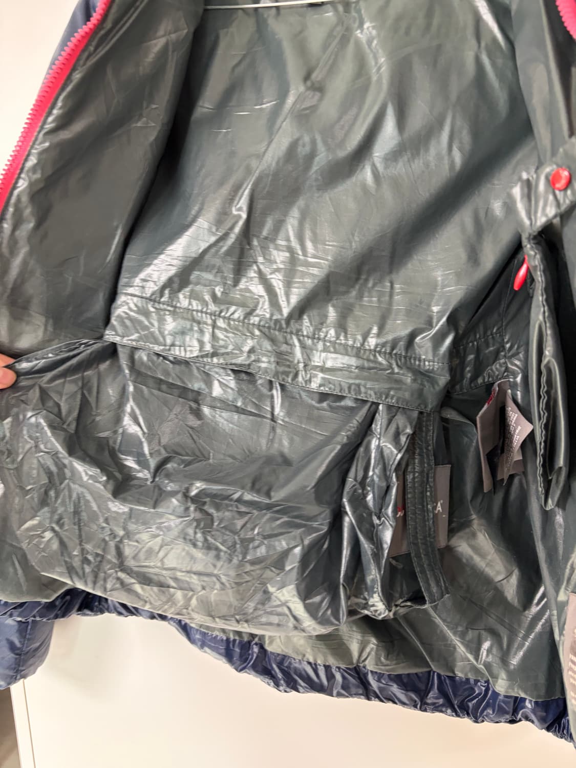 듀베티카 구스 다운 유광 패딩 38 상품이미지6