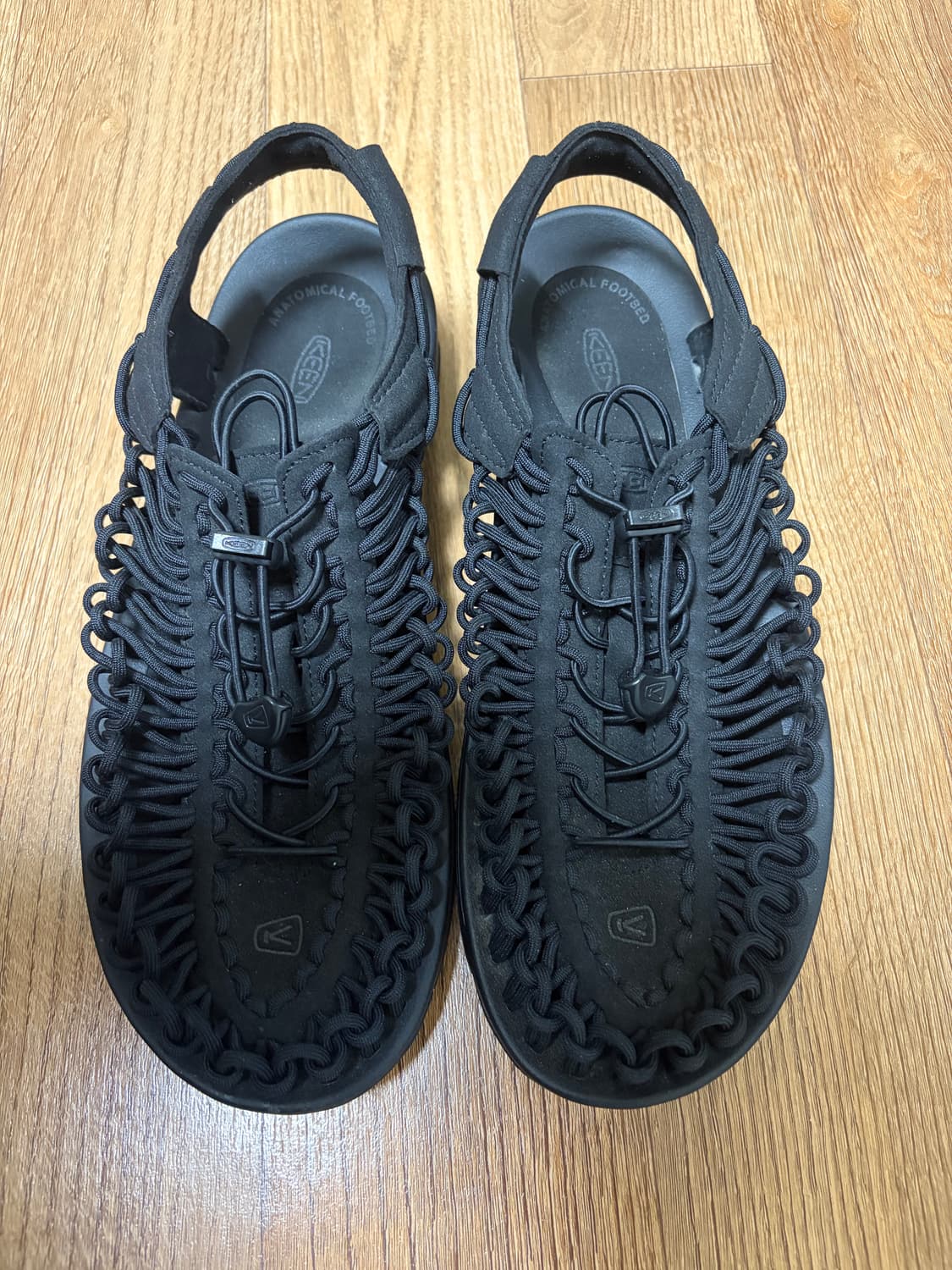 [290]킨 유니크 샌들 슬리퍼 상품이미지1