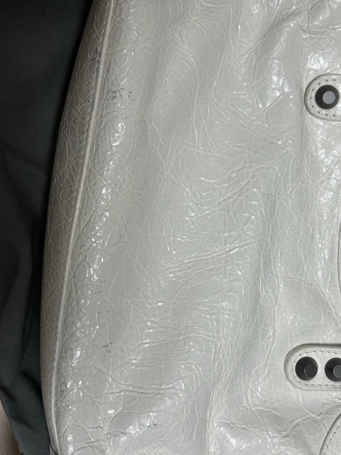 르 시티 백 미니 옵틱 화이트 상품이미지3