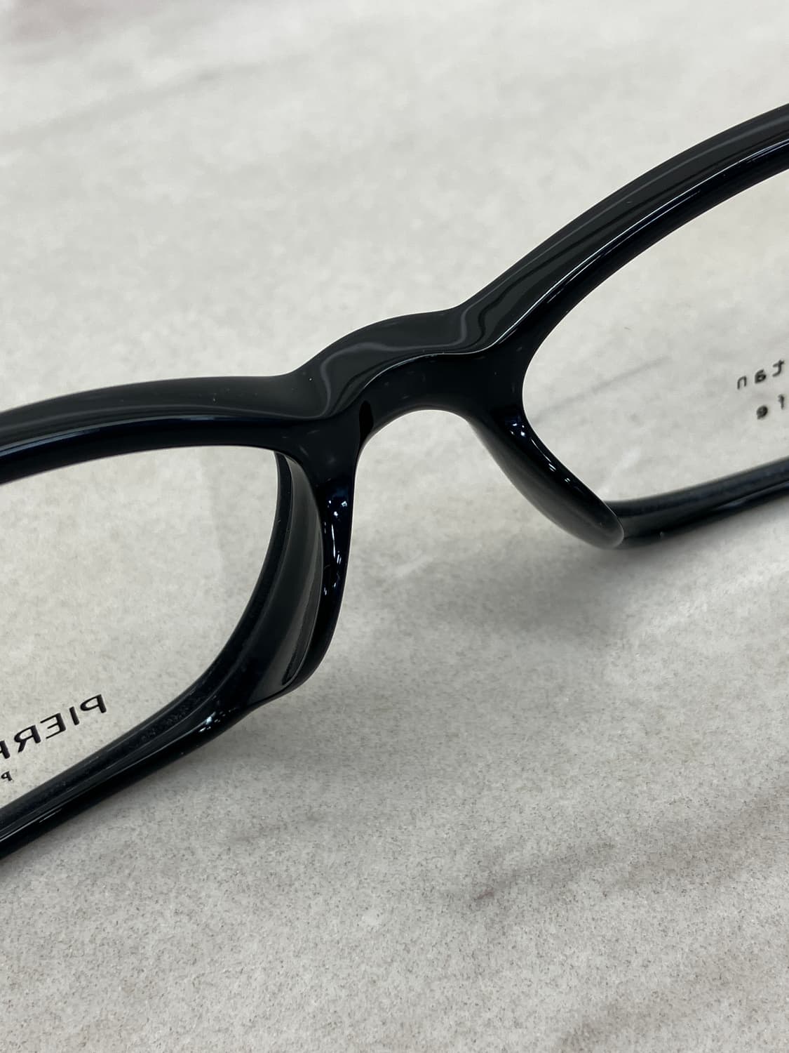 피에르 발망 Pierre Balmain 블랙 웰링턴 뿔테 안경 상품이미지4