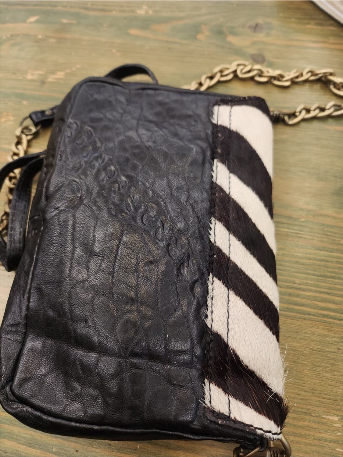 Theory 띠어리 올드라인 송치 천연 양피 크로스백 상품이미지10