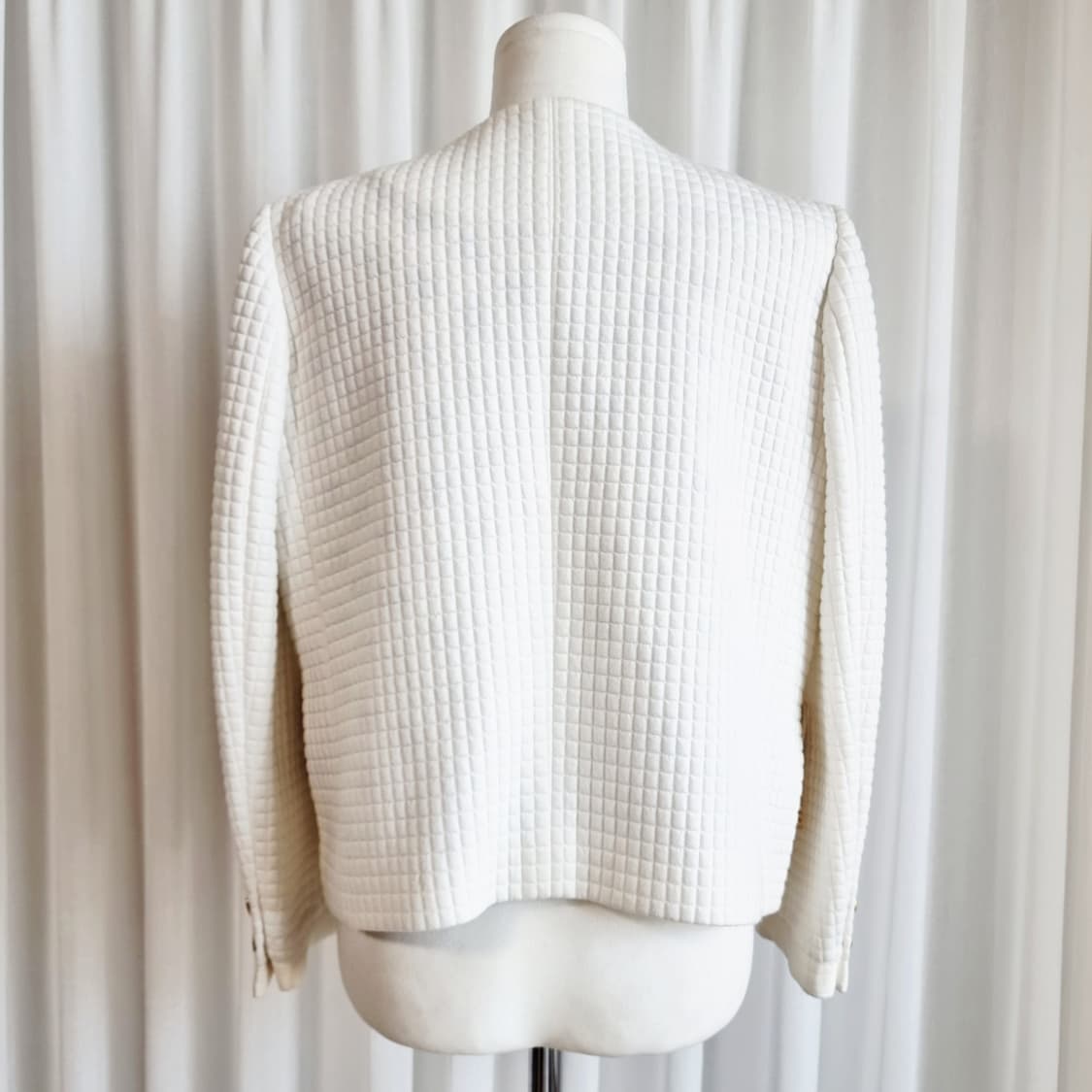 럭키슈에뜨 레이스체인띠 오픈형 퀼팅 자켓 (55/표기36) 상태굿 상품이미지8