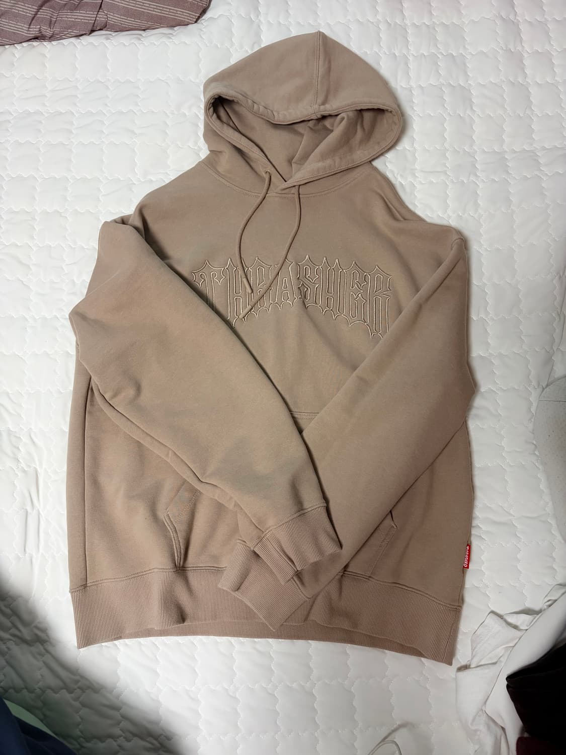 트레셔 후드티 상품이미지1