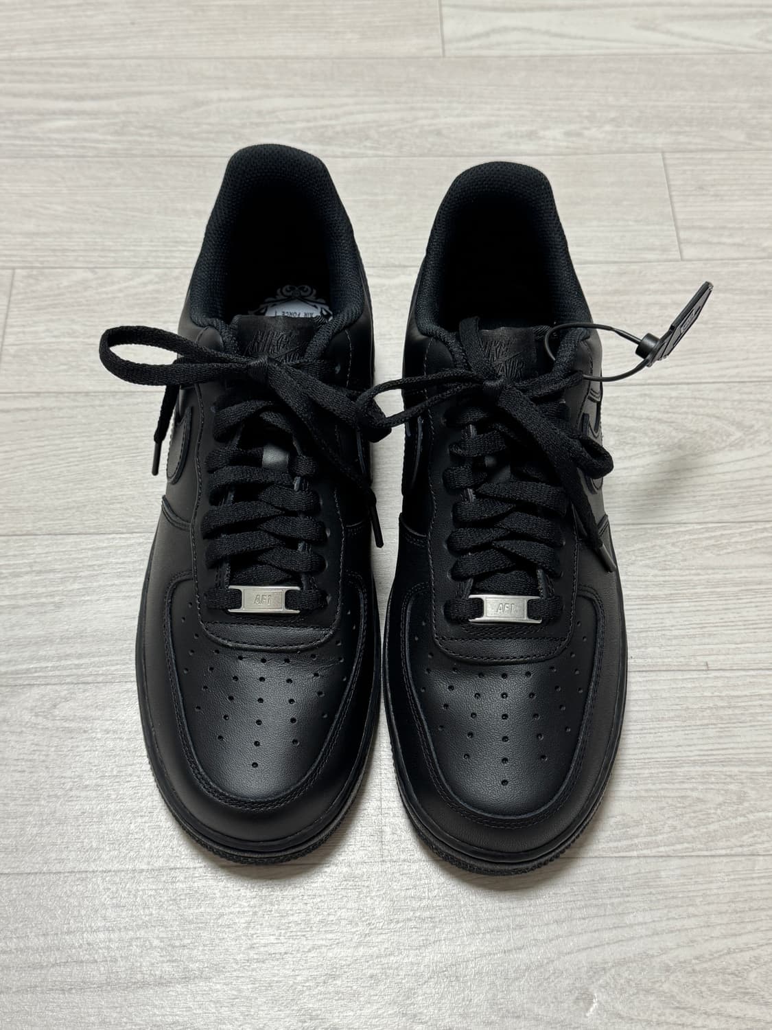 나이키 에어포스1 블랙 275 상품이미지2