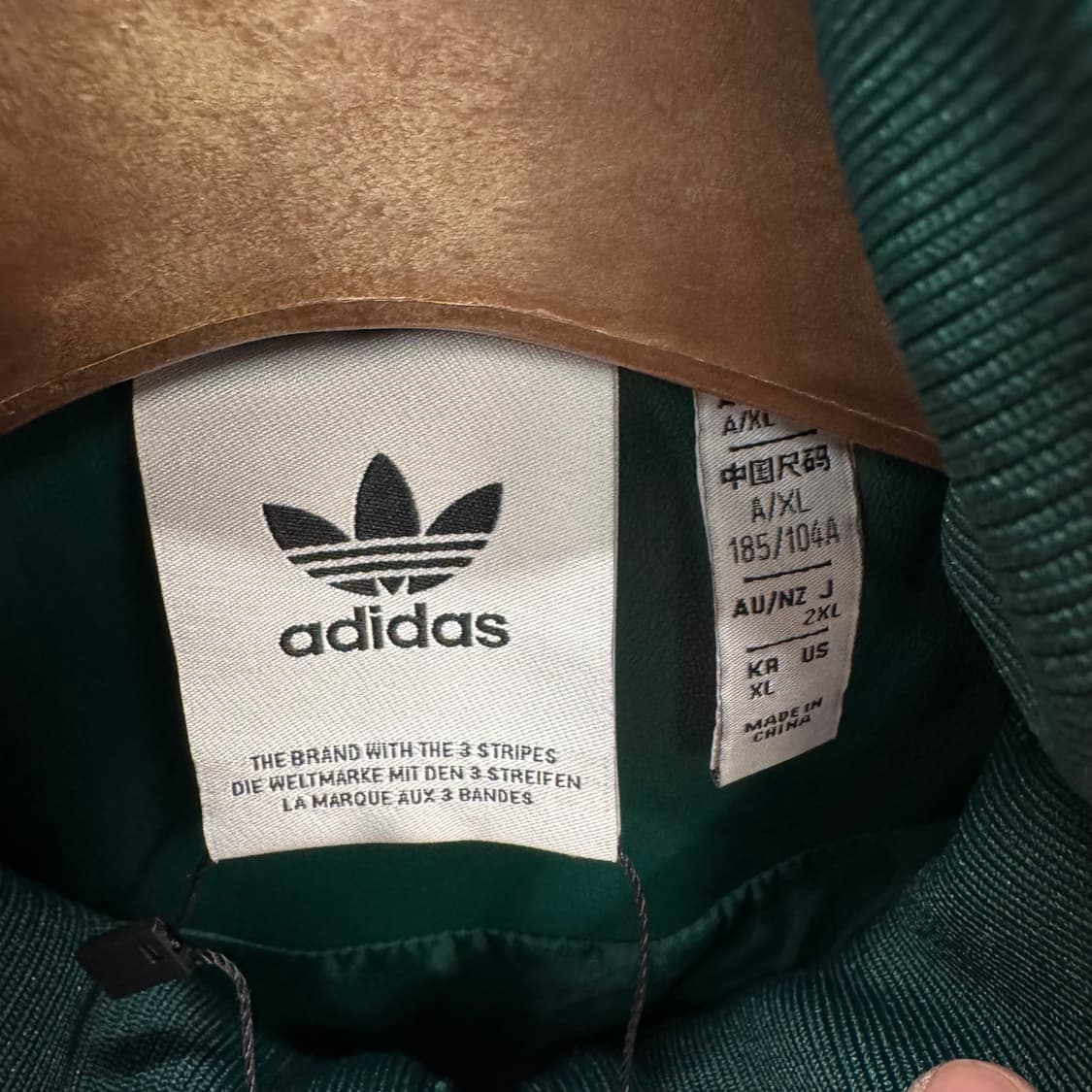 24S/S 아디다스 레더 트랙 자켓 전면 로고 포인트 그린 상품이미지6