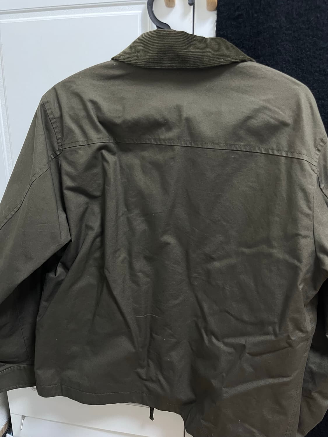 유니클로 유틸리티쇼트블루종 카키 s사이즈 상품이미지6