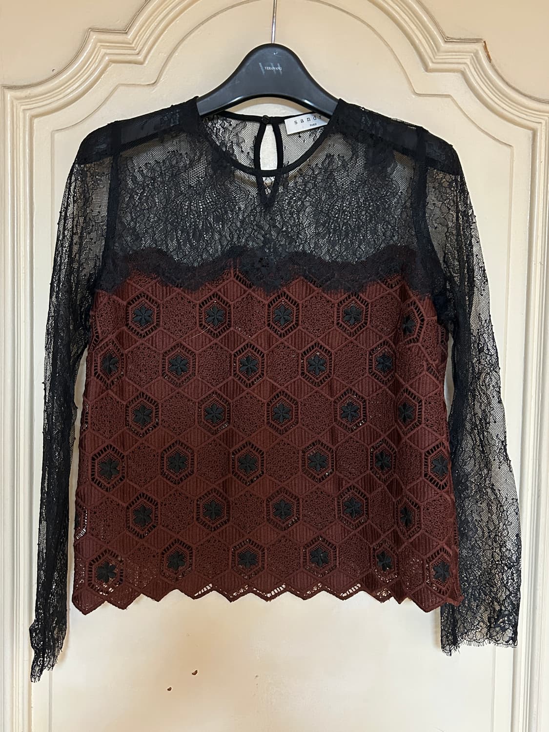 산드로 레이스 시어 블라우스 상품이미지1