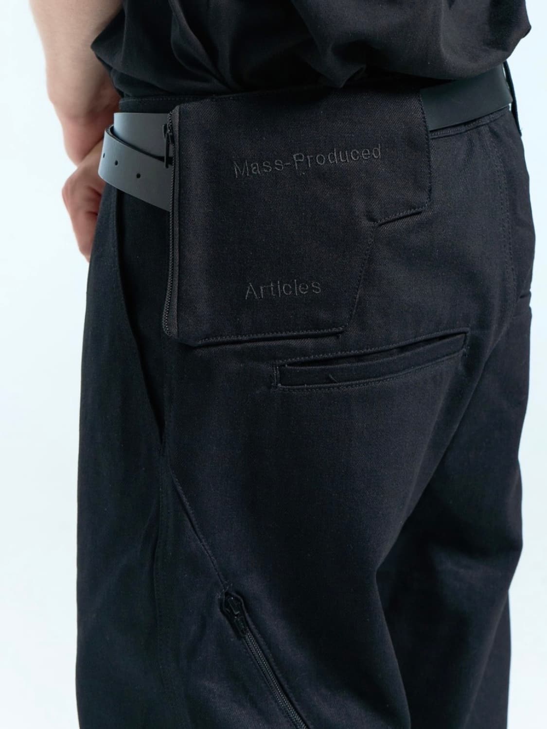 MPa WALLET RAW DENIM PANTS (BLACK) 상품이미지1