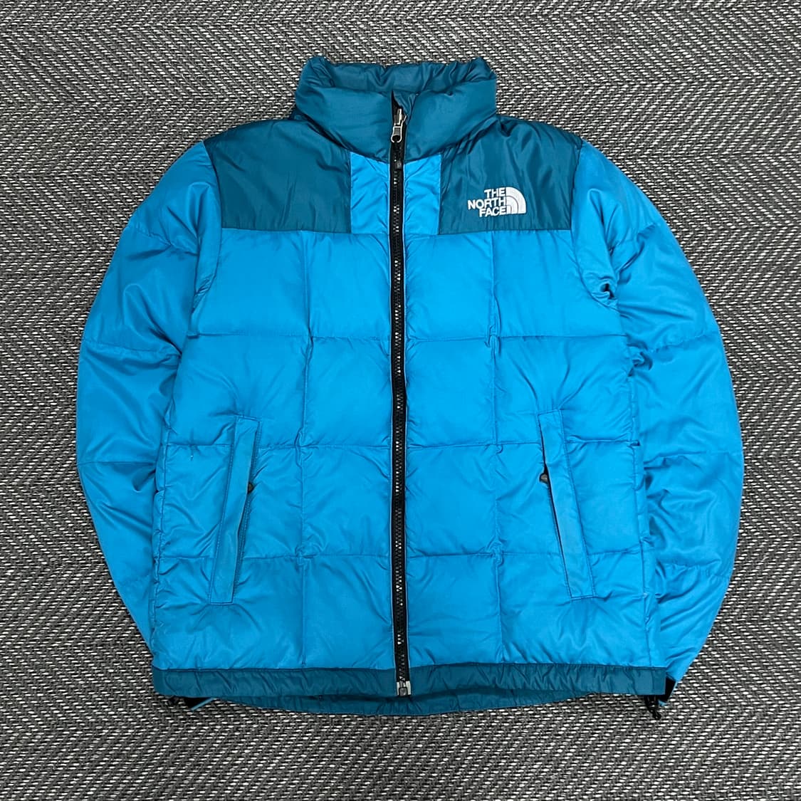 노스페이스 아웃도어 덕다운 패딩 v1040 상품이미지1