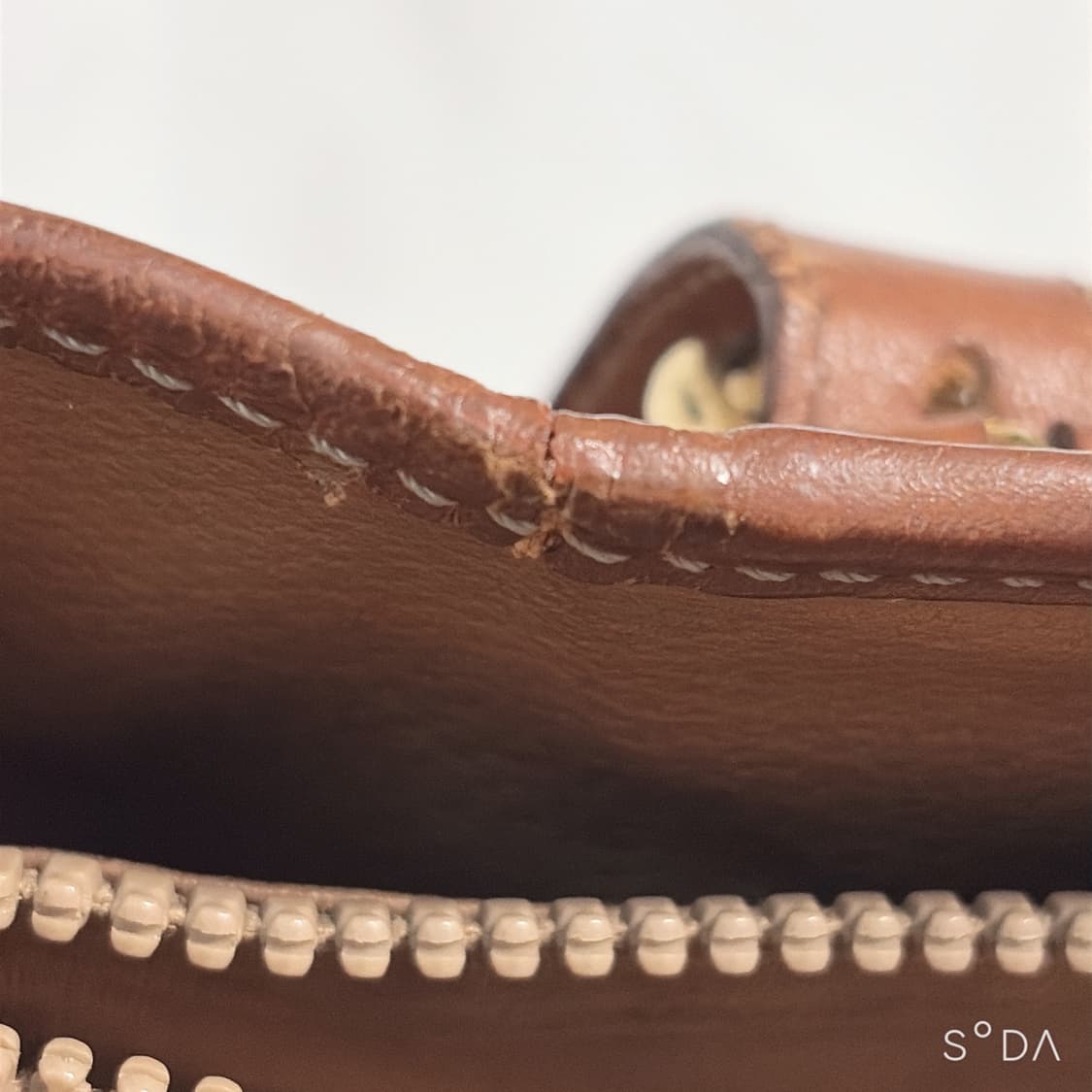 셀린느 트리오페 쇼퍼백 상품이미지9