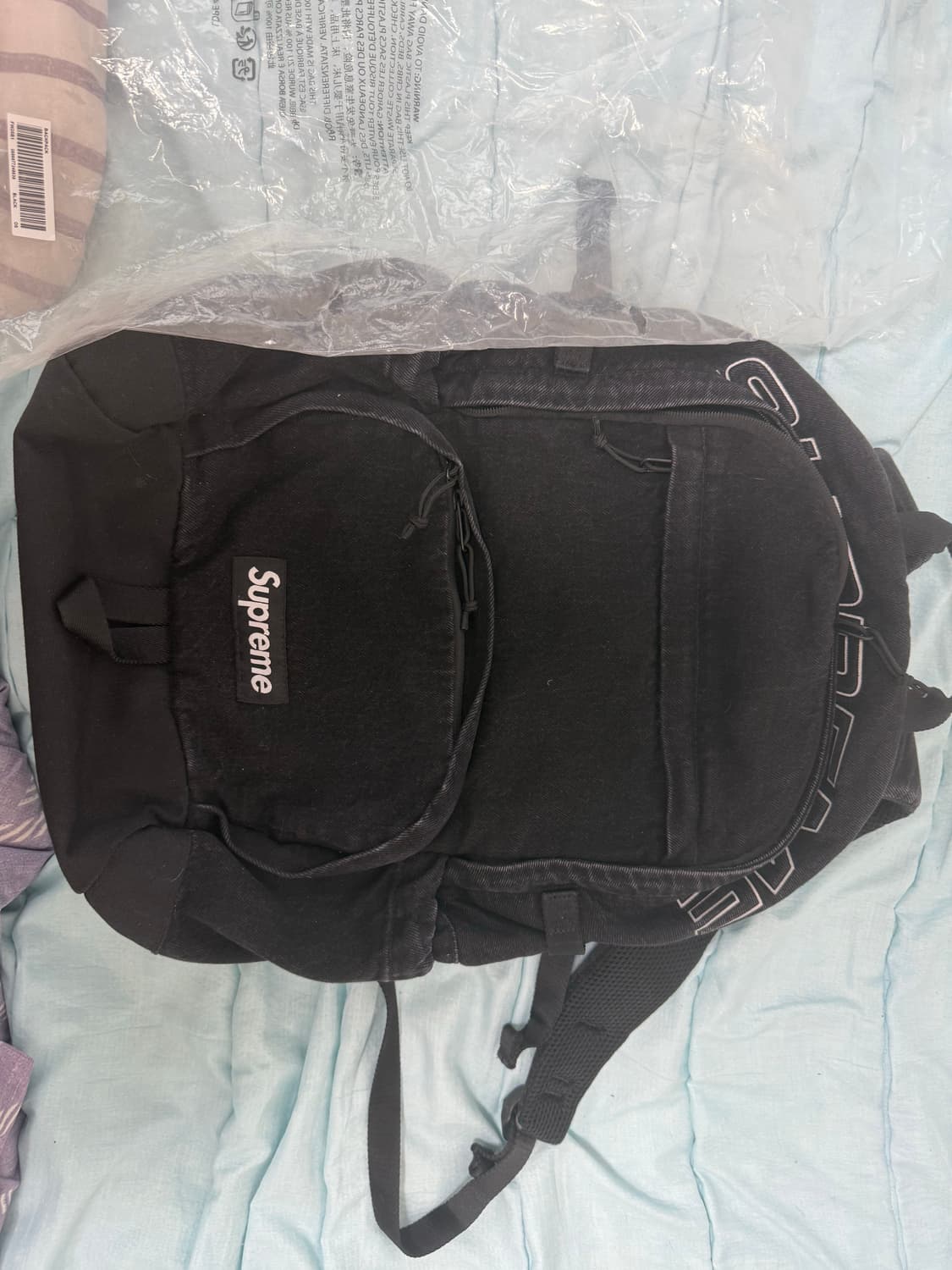 25fw 슈프림 백팩 블랙 상품이미지3