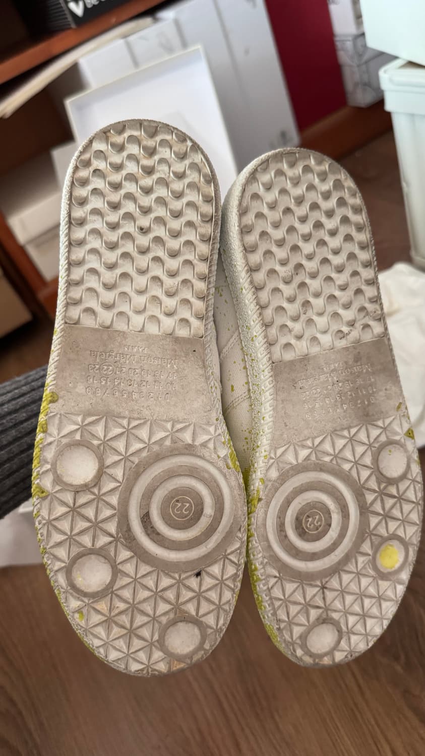 메종마르지엘라 페인팅 스니커즈 상품이미지2