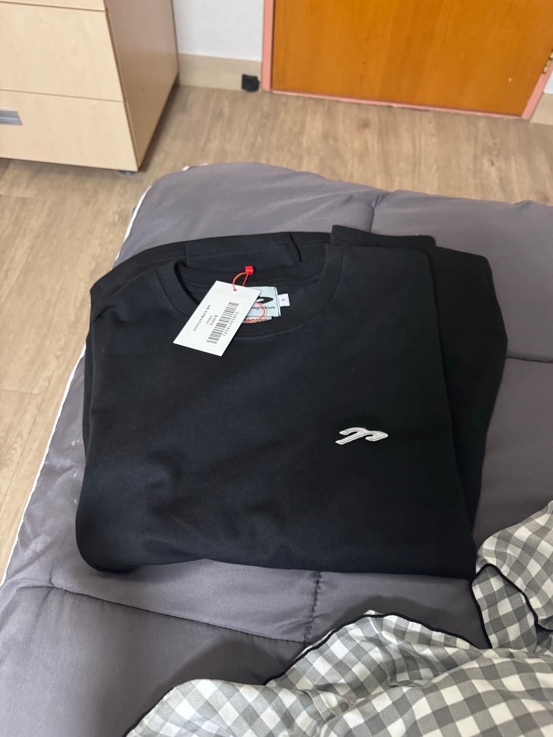 탄산마그네슘 롱슬리브 블랙 (맨 사이즈) 상품이미지1