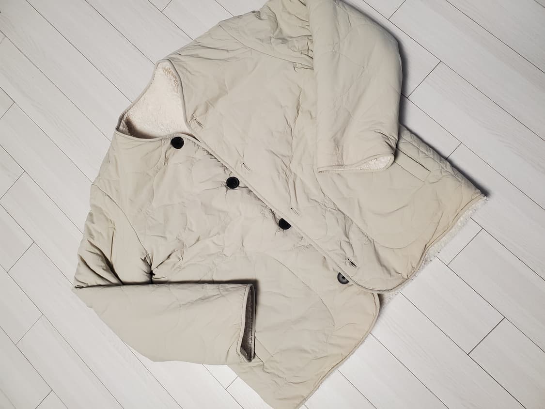 에잇세컨즈 리버시블 보아 물결 퀼팅 양면 플리스 패딩 320X38LY6A 상품이미지1