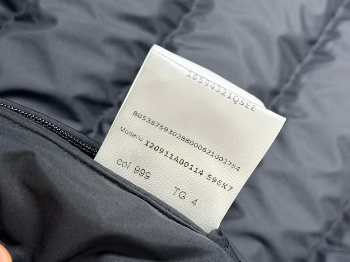 [4] 몽클레어 아루 매트블랙 패딩 구스다운 상품이미지9