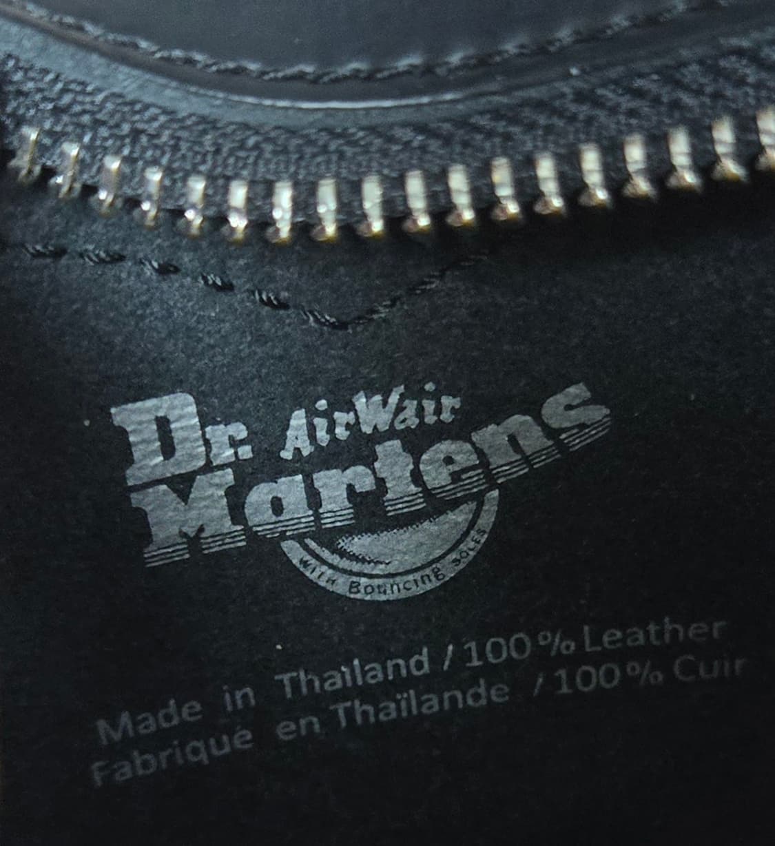 닥터마틴 미니하트백 상품이미지5