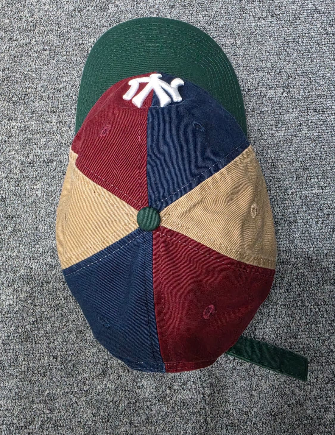 뉴에라 x 아이앱스튜디오 뉴욕 양키스 멀티컬러 패치워크 볼캡 모자 상품이미지5