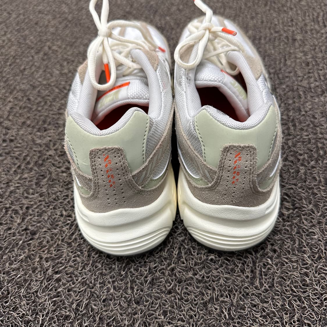 NIKE 나이키 이니시에이터 운동화 290사이즈 상품이미지4