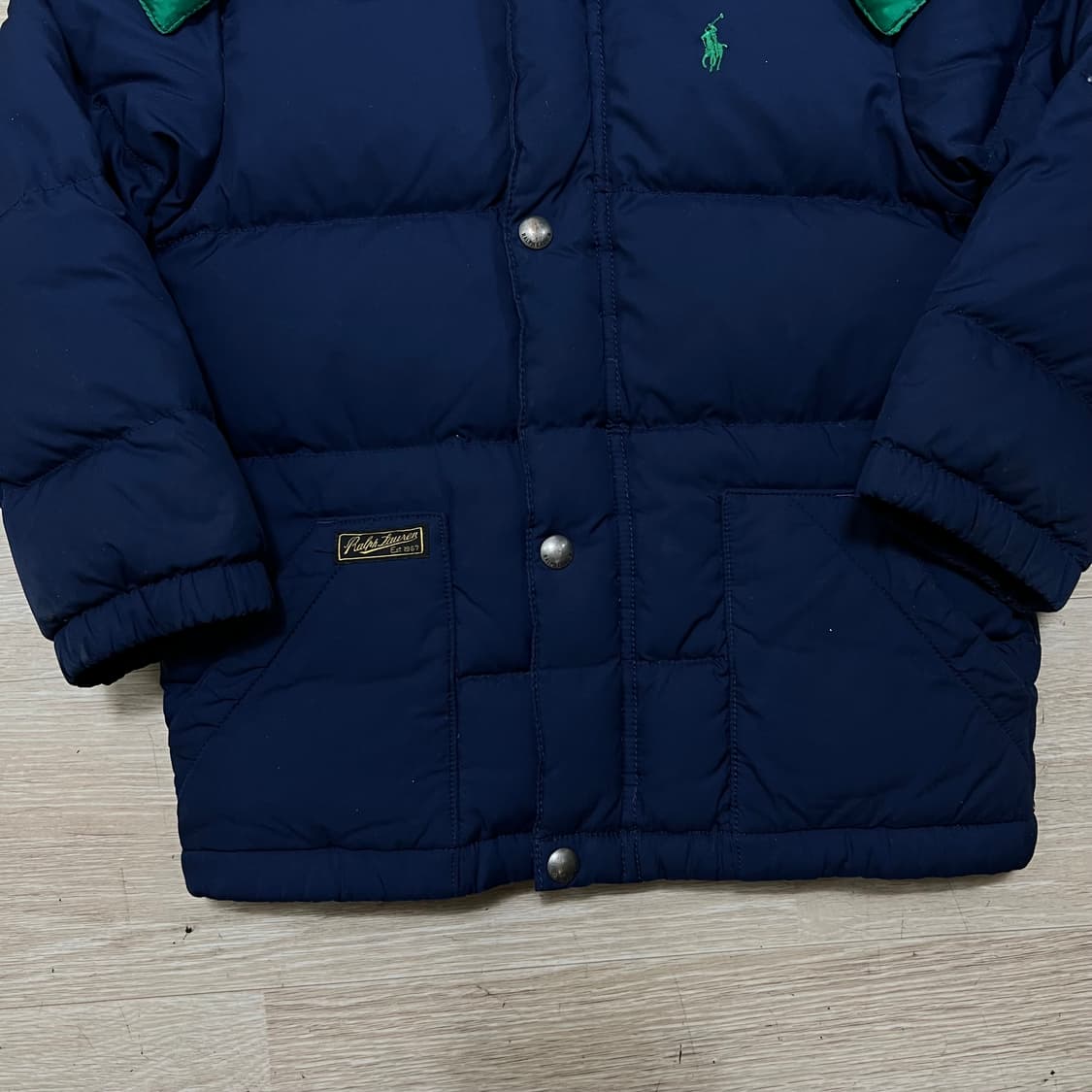 폴로 랄프로렌 키즈 덕다운 스몰포니 후드 패딩 점퍼 [네이비] 5세 상품이미지3