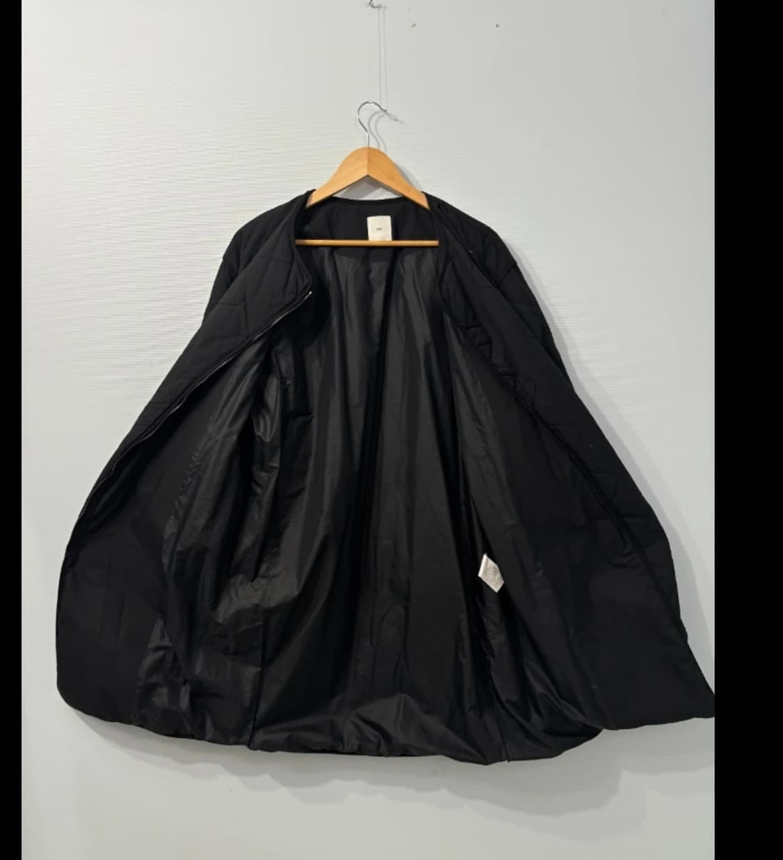 구호 블랙 퀼팅 패딩 코트 ~77 상품이미지4