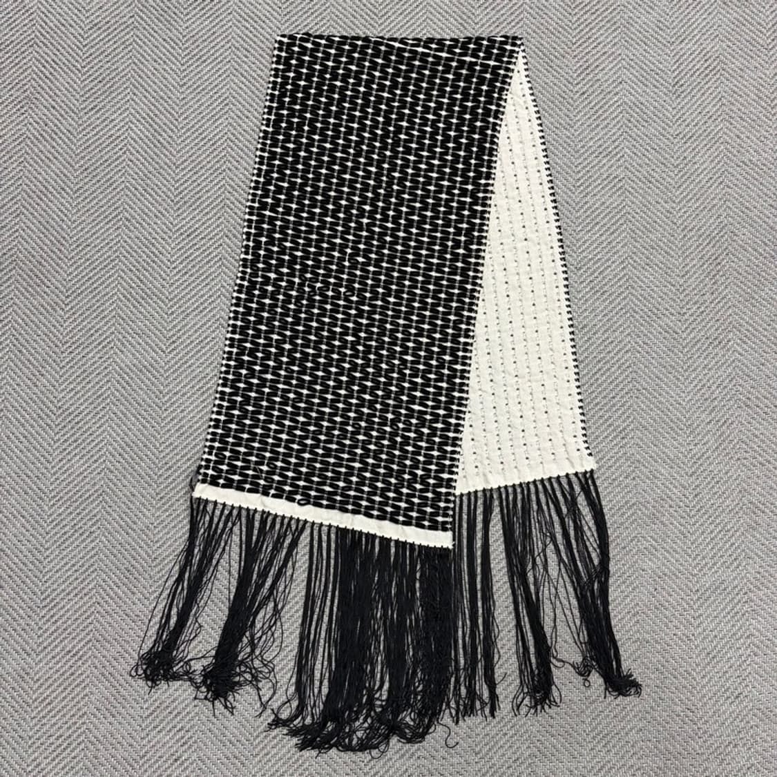 조르지오 아르마니 울 블렌디드 니트 머플러 v1545 상품이미지1