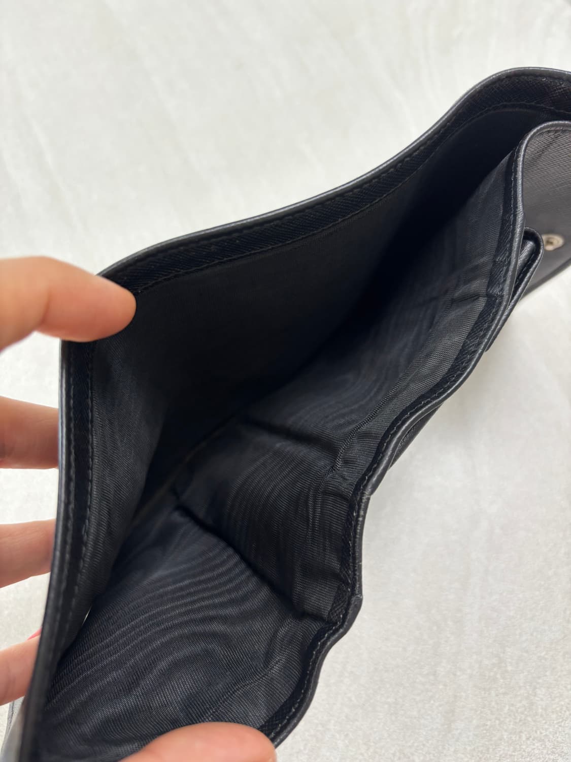 프라다 사피아노 블랙 남성 반지갑 상품이미지5