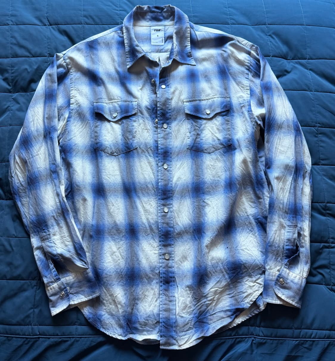 블라인드파일즈 옴브레셔츠 블루 (1) 상품이미지2