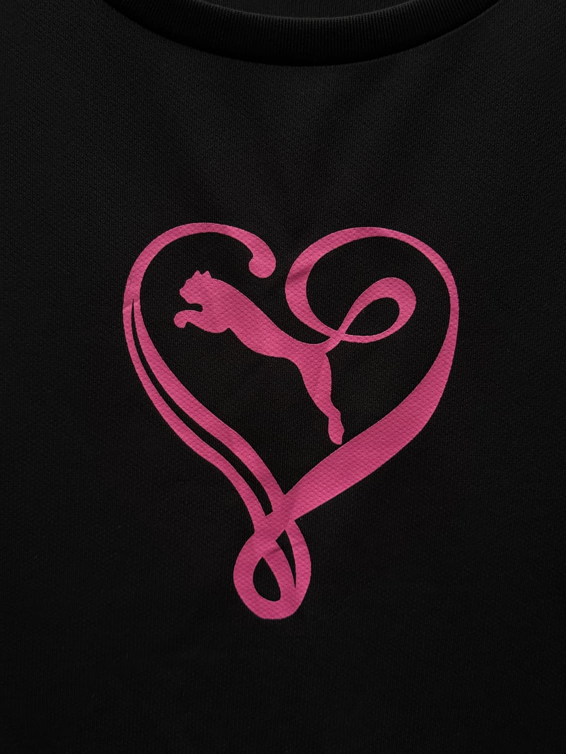 Puma 푸마 핑크 하트 로고 블랙 반팔티셔츠(m) 상품이미지3