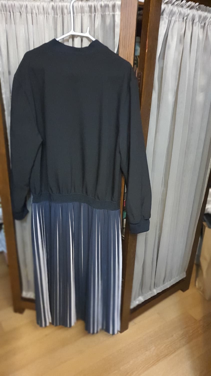 Karl Lagerfeld sports dress 상품이미지1